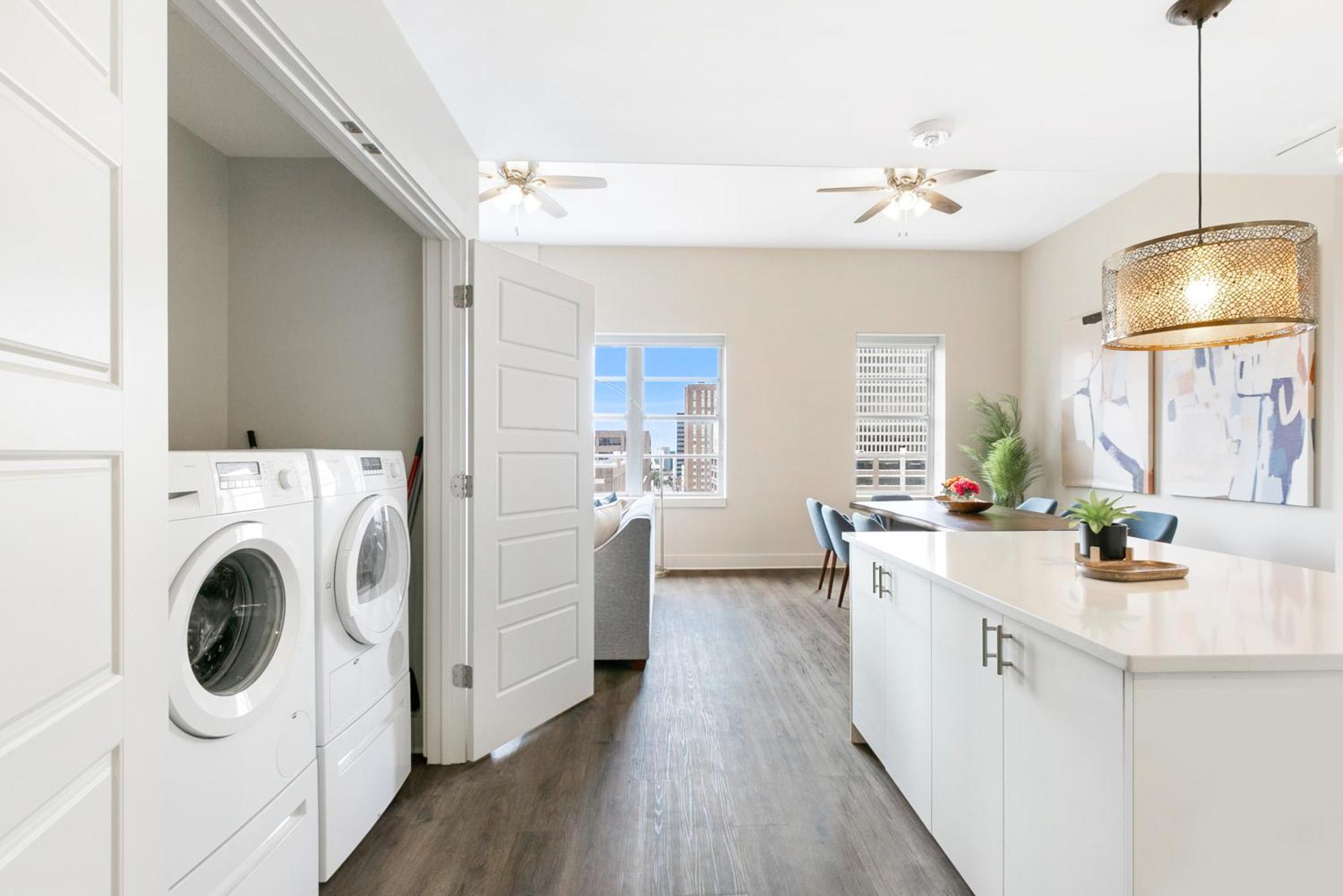 Spacious 4B Oasis Steps From French Quarter - Your Nola Dream Awaits! นิวออร์ลีนส์ ภายนอก รูปภาพ